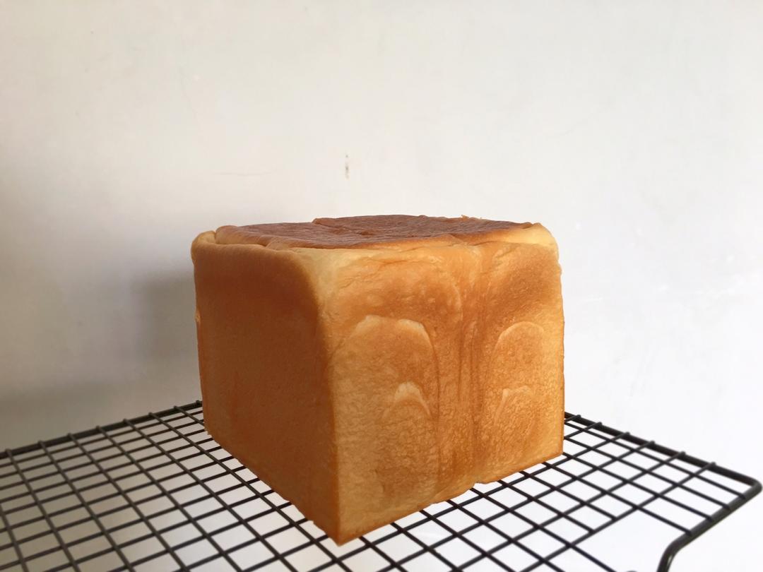 好吃到犯规的网红「生吐司」
