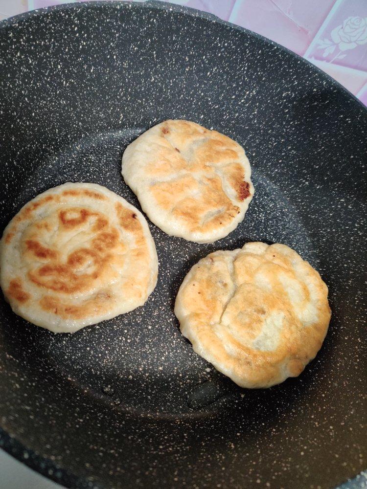 柔软香酥、洋葱牛肉饼