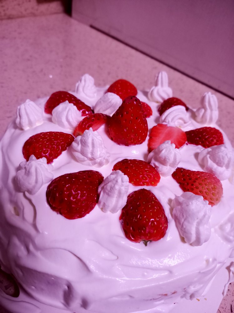 简约8寸草莓🍓生日蛋糕