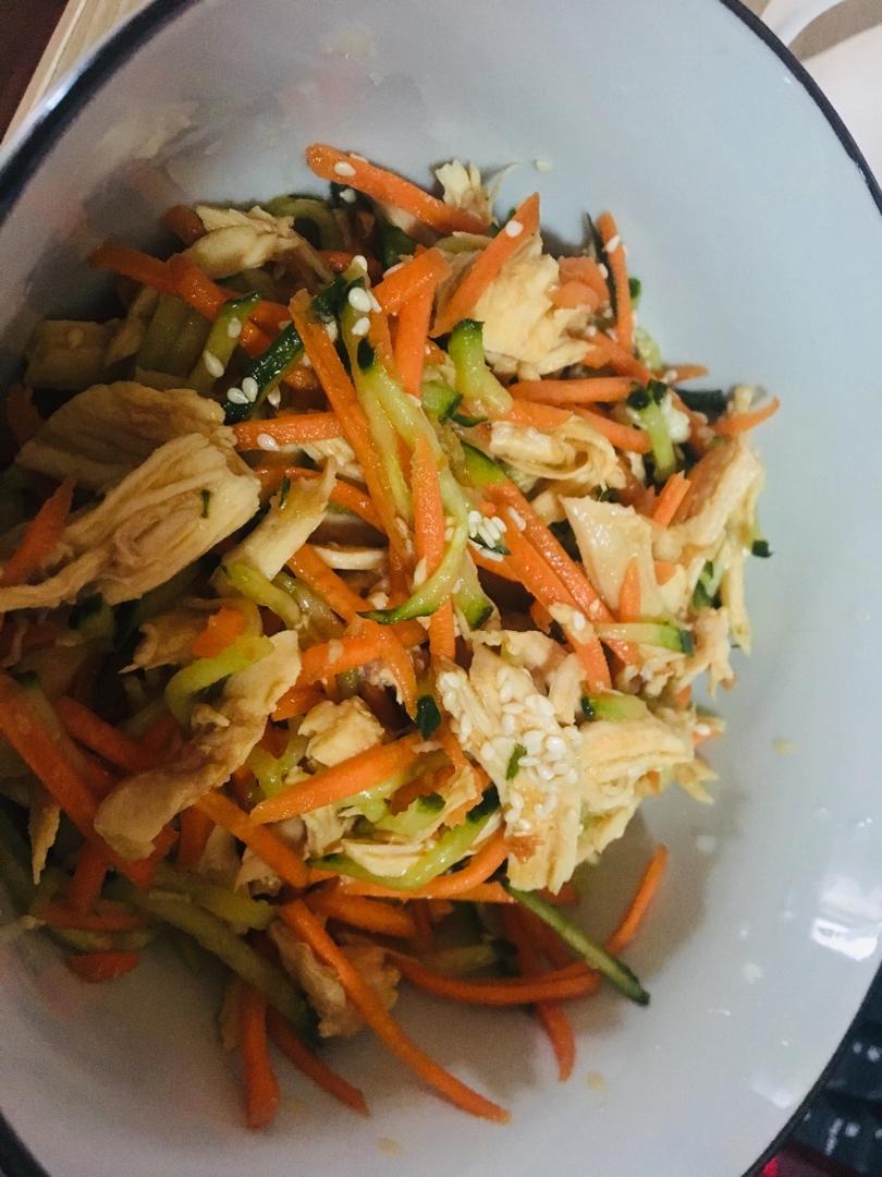 减脂健身｜凉拌手撕鸡丝（香辣&麻油版）