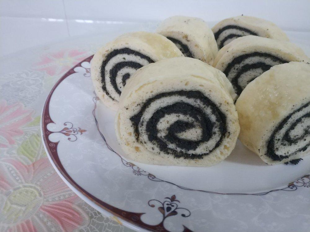 南瓜黑芝麻卷