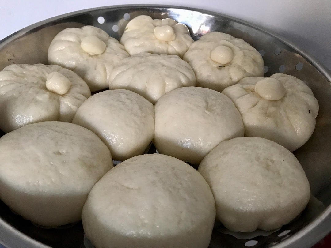 大葱纯肉蒸包