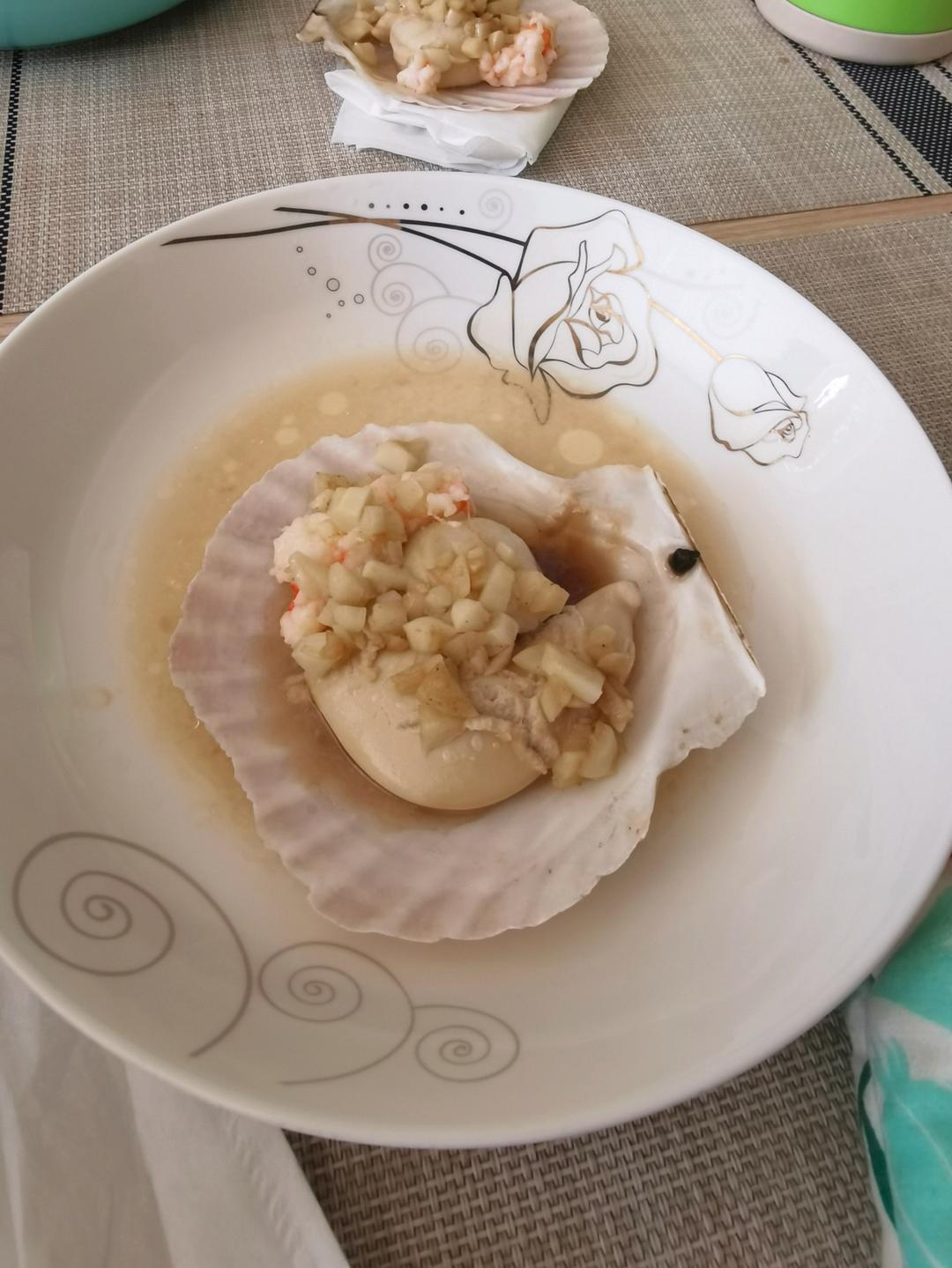 蒜蓉粉丝蒸扇贝