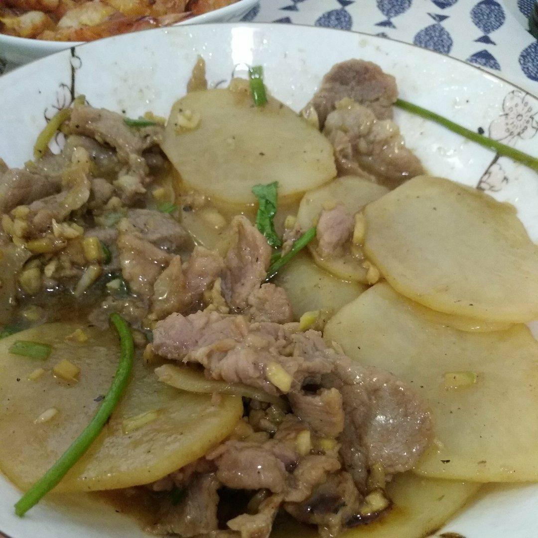 土豆炒牛肉