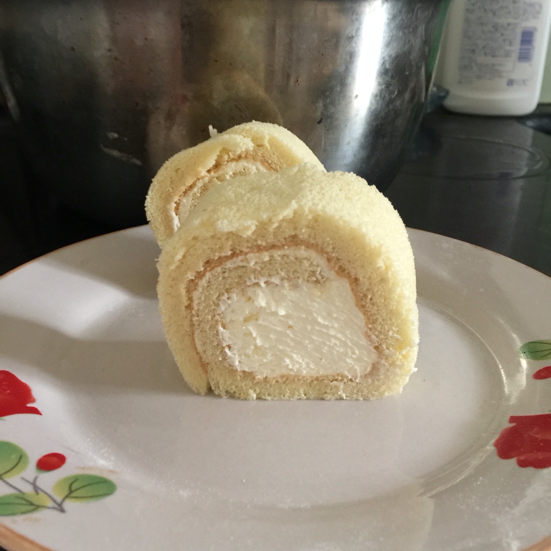 《Tinrry下午茶》教你做基础原味蛋糕卷