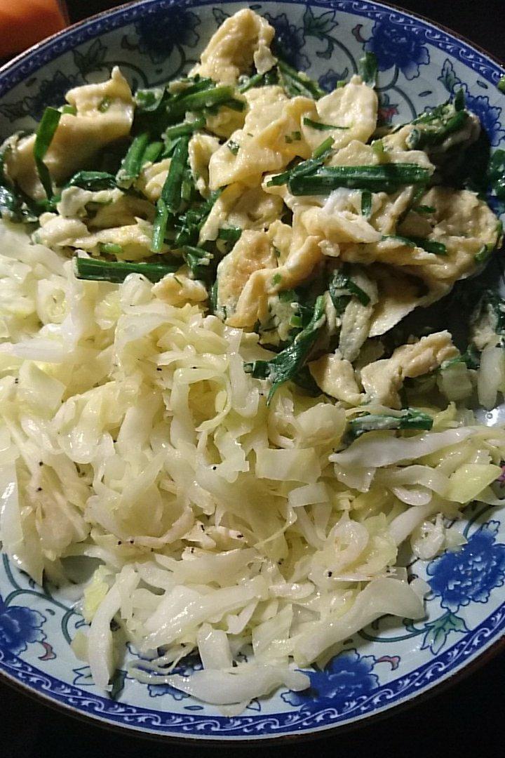 虾皮炒圆白菜