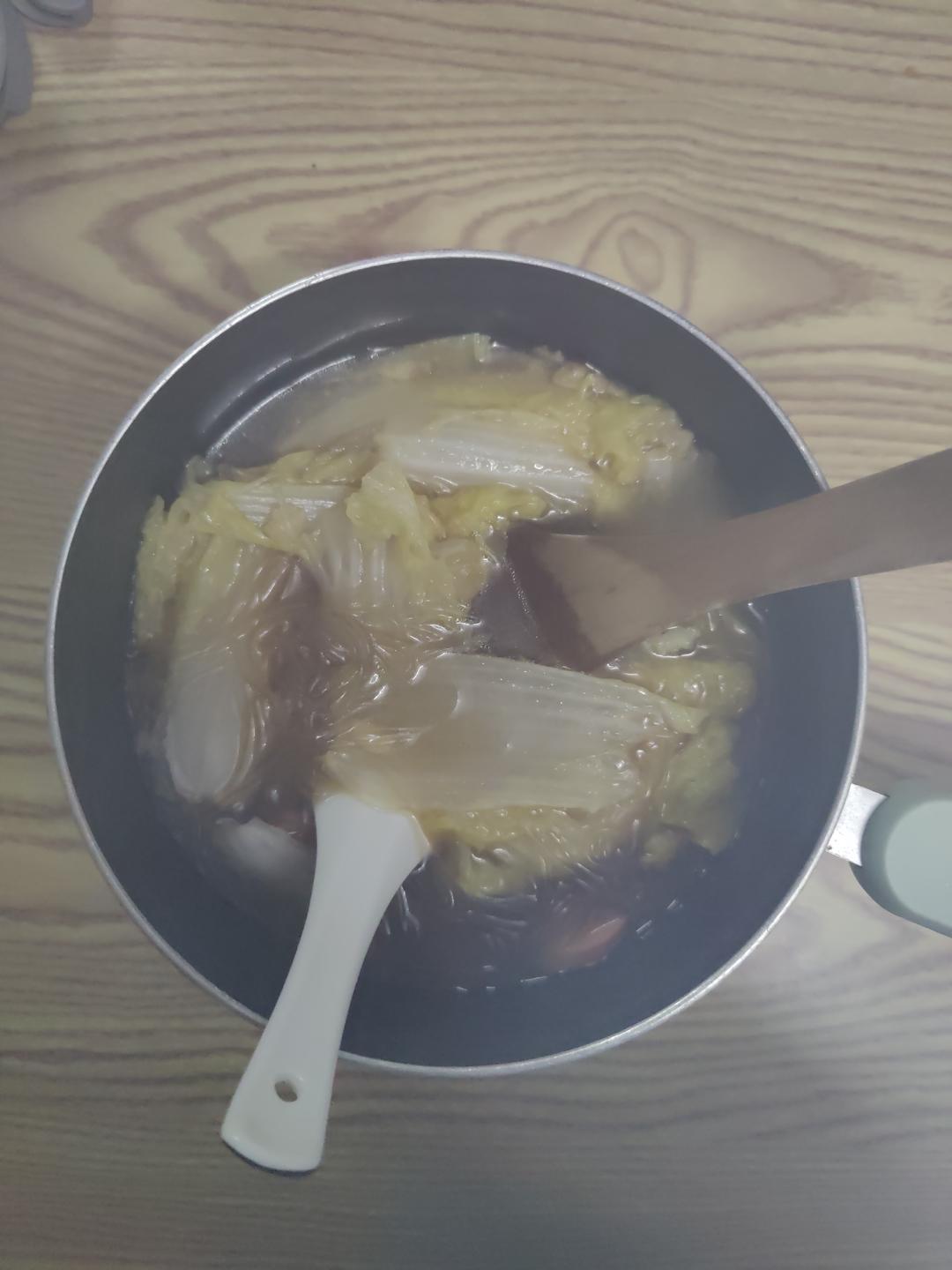 娃娃菜粉丝煲，低卡又鲜美