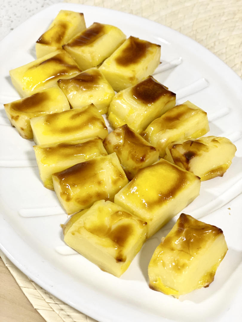 偷师学艺🤫🤫🤫照片没经过任何修图处理，保真原色，一餐出俩菜，再也不用去超市买奶酪棒了，宝宝的福音，宝妈的安心，没有添加剂的烤奶酪