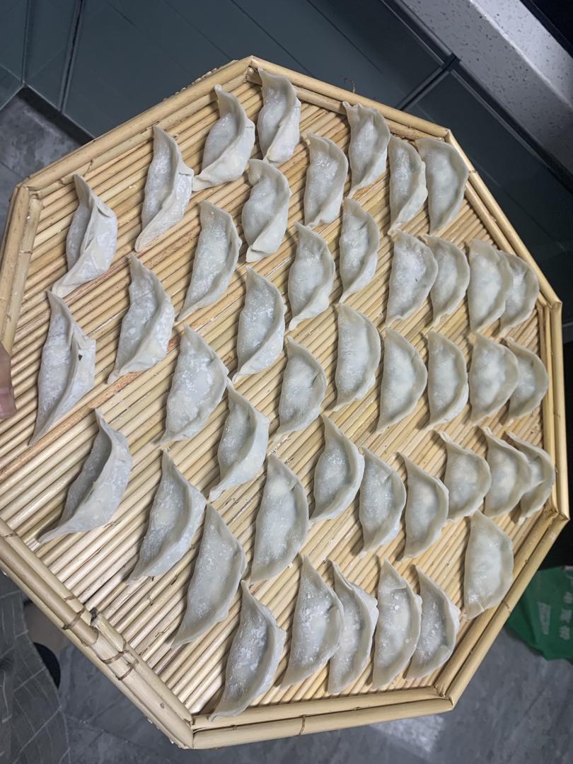 韭菜鸡蛋虾仁三鲜饺子