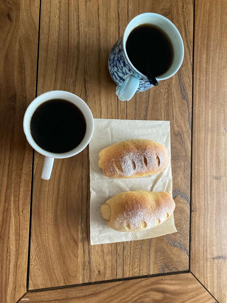 草莓酸奶软欧包