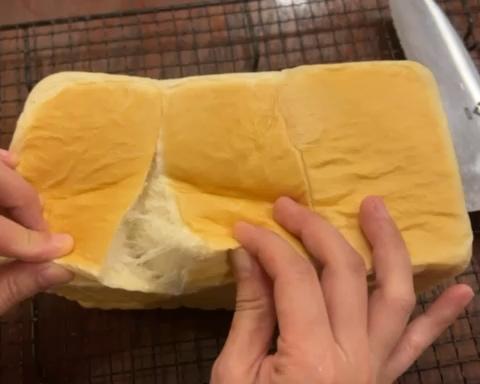纯奶手撕吐司的做法 步骤1