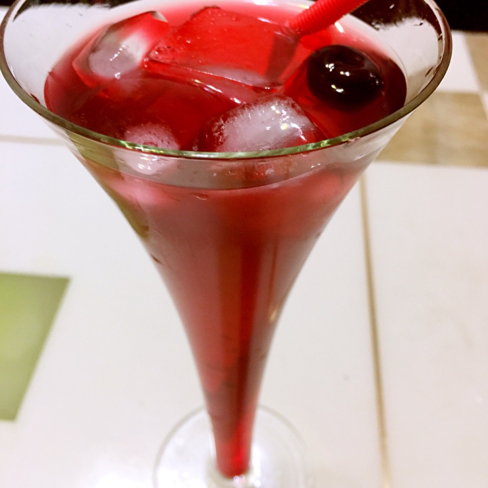 Shirley Temple 雪莉鸡尾酒（无酒精）