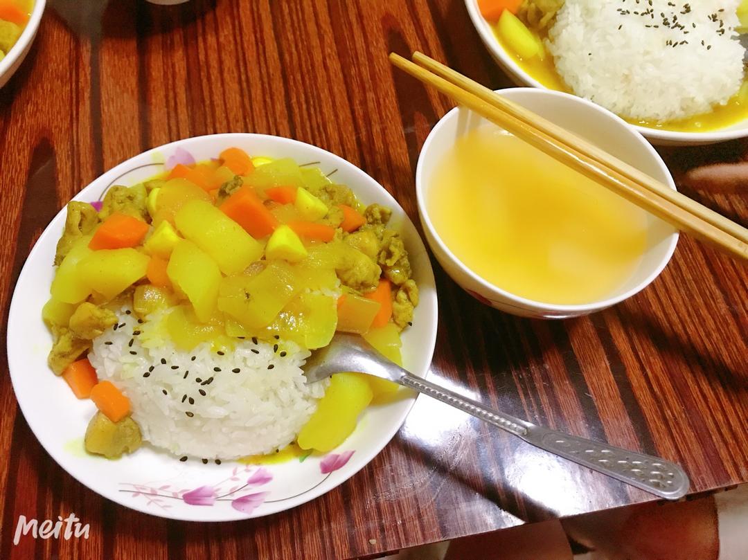咖喱鸡肉饭