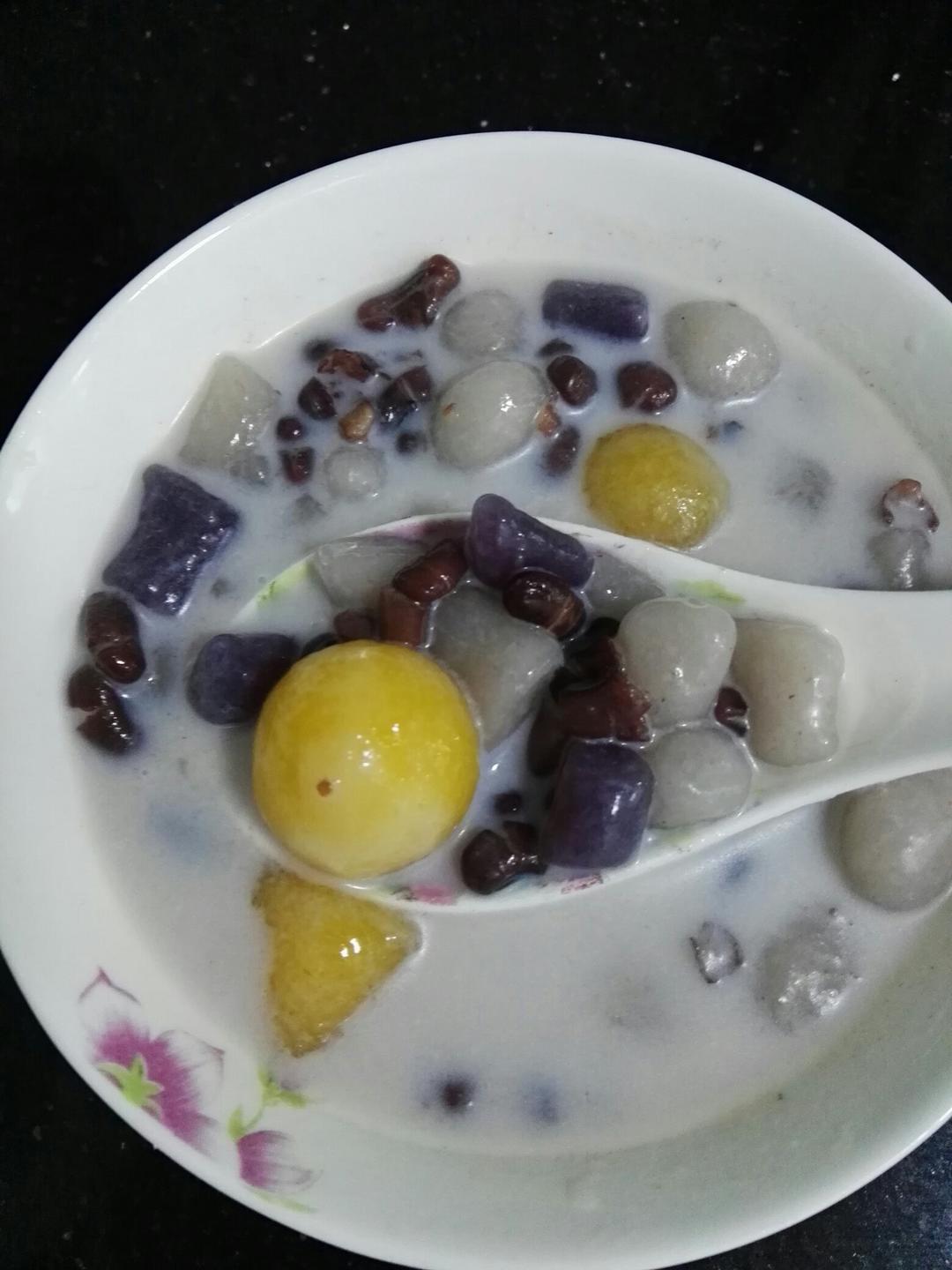 满足你的偷学欲望，“鲜芋仙”的三色芋圆在家也能轻松搞定！——三色芋圆