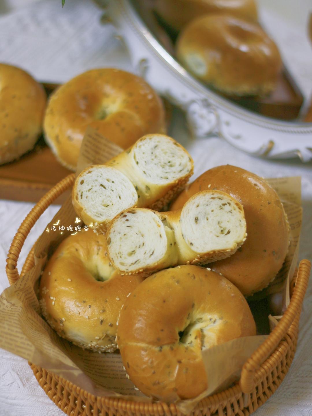 花椒叶盐贝果🥯