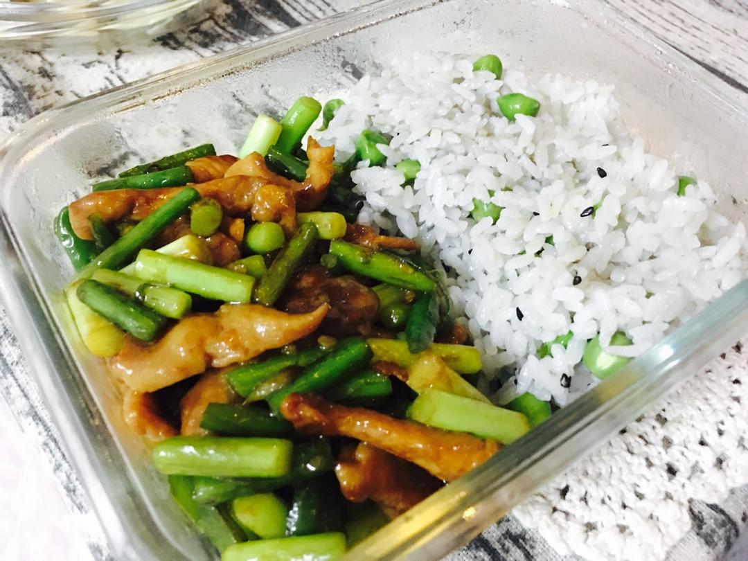 蒜薹炒肉丝