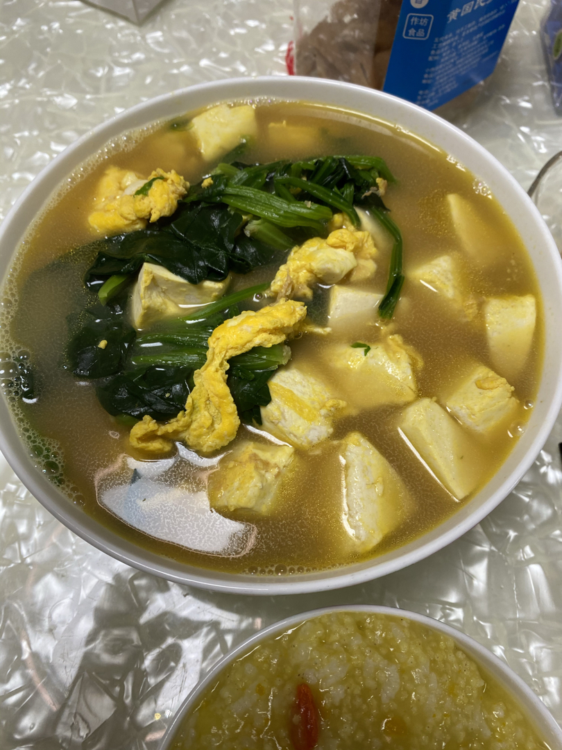 素食者：菠菜豆腐汤