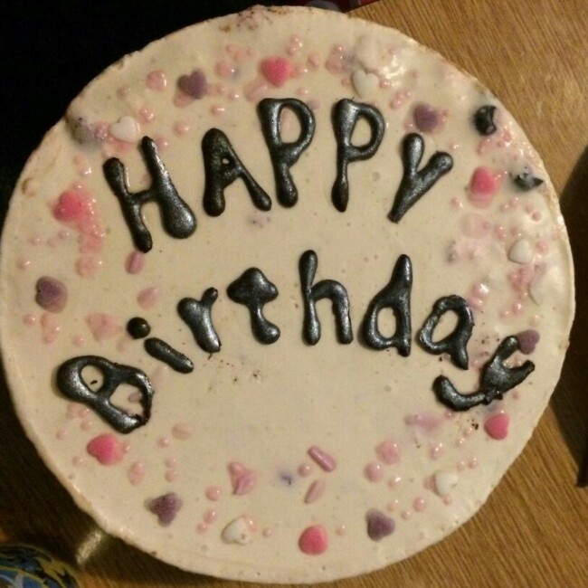 超豪华巧克力草莓芝士慕斯蛋糕