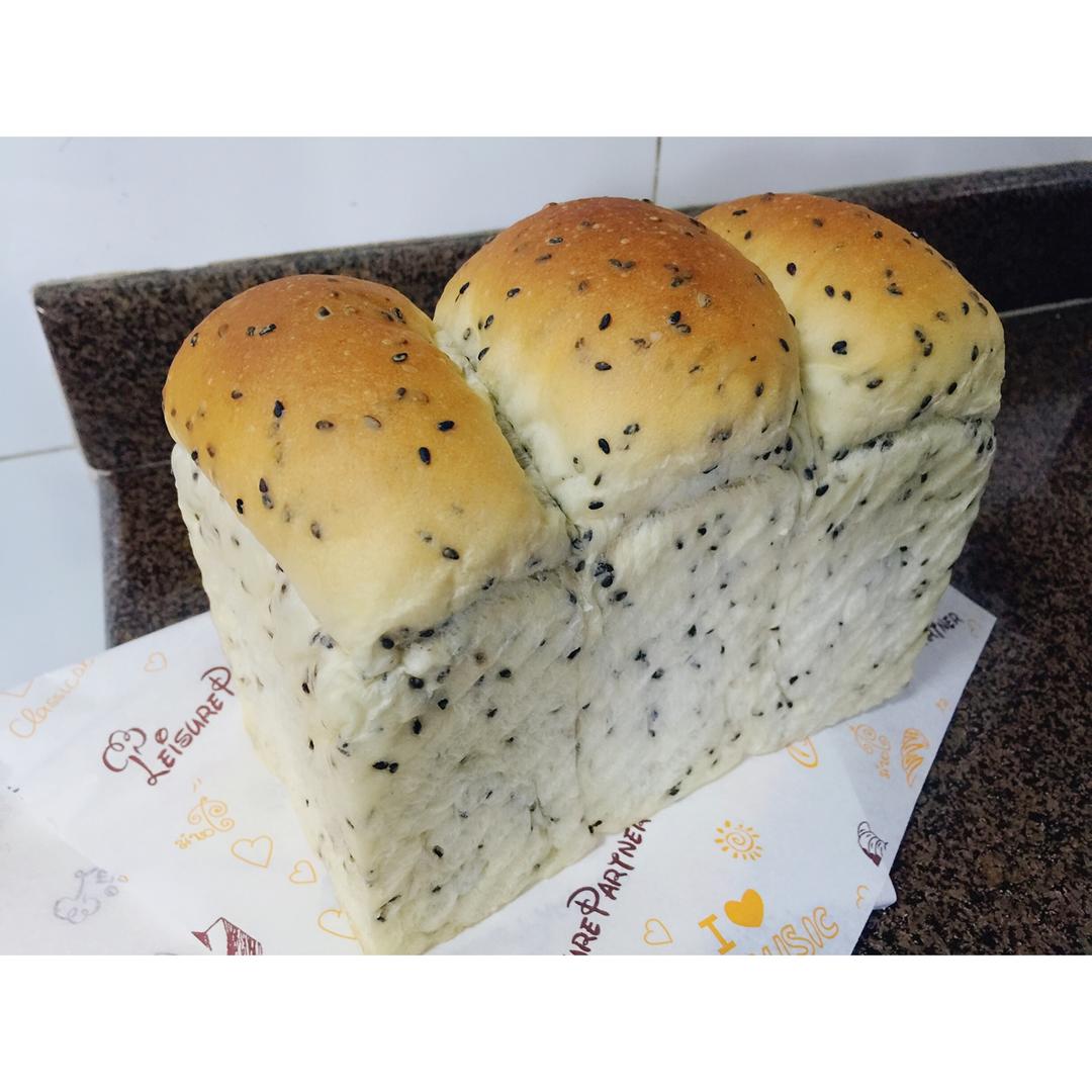 金大旺的黑芝麻吐司
