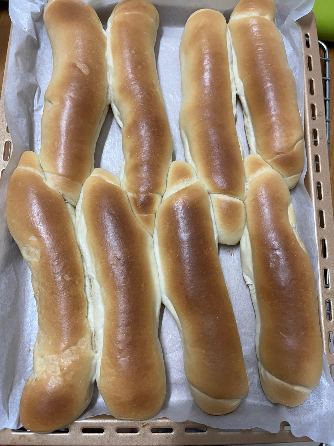 复刻桃李的经典奶棒面包，松软香甜奶香浓郁，还原度超高！