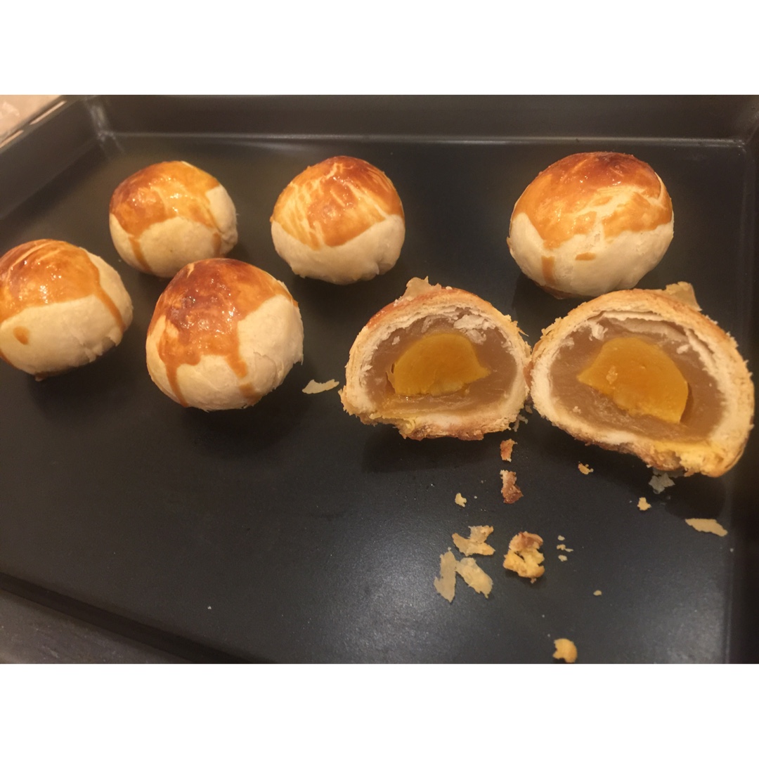 蛋黄酥