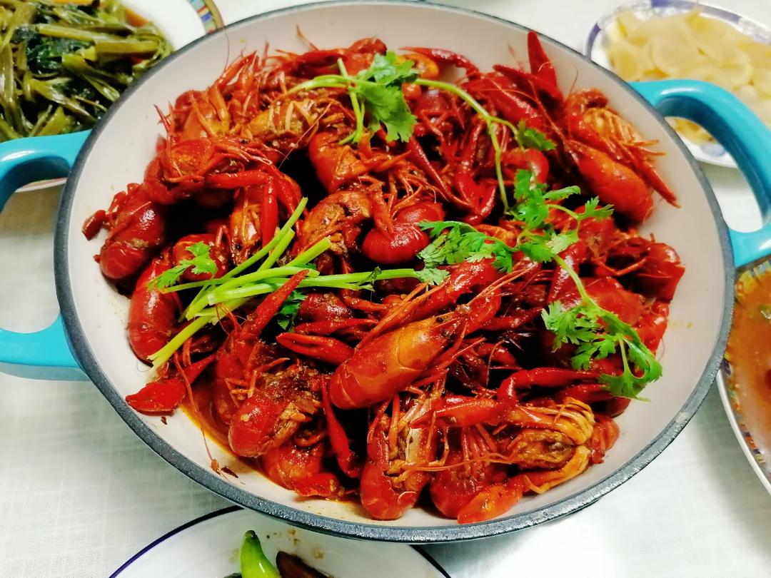厨师长教你：“麻辣小龙虾”的家常做法 ,好吃的停不下来