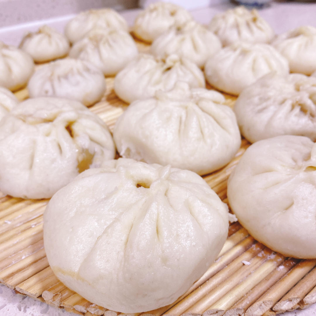 一出笼就抢光的青萝卜丝肉包
