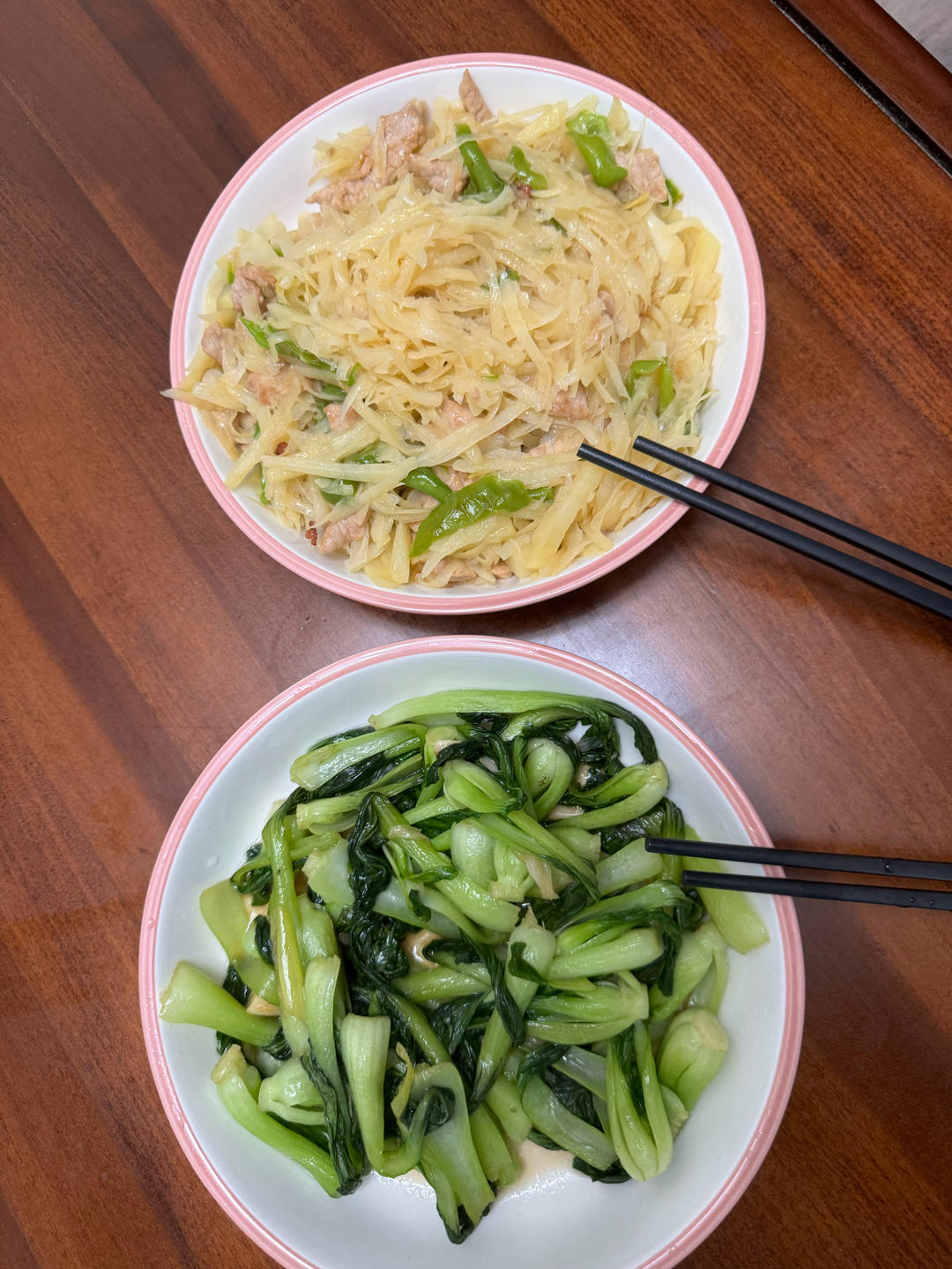 青椒土豆炒肉丝