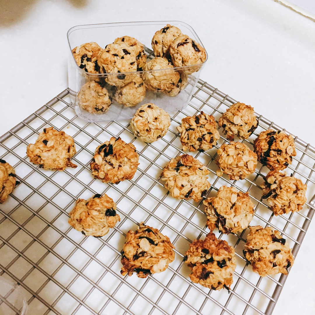 减脂必备：蔓越莓燕麦小球