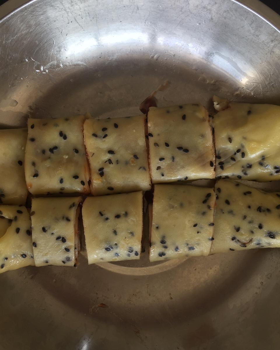 芝麻鸡蛋饼  宝宝辅食食谱