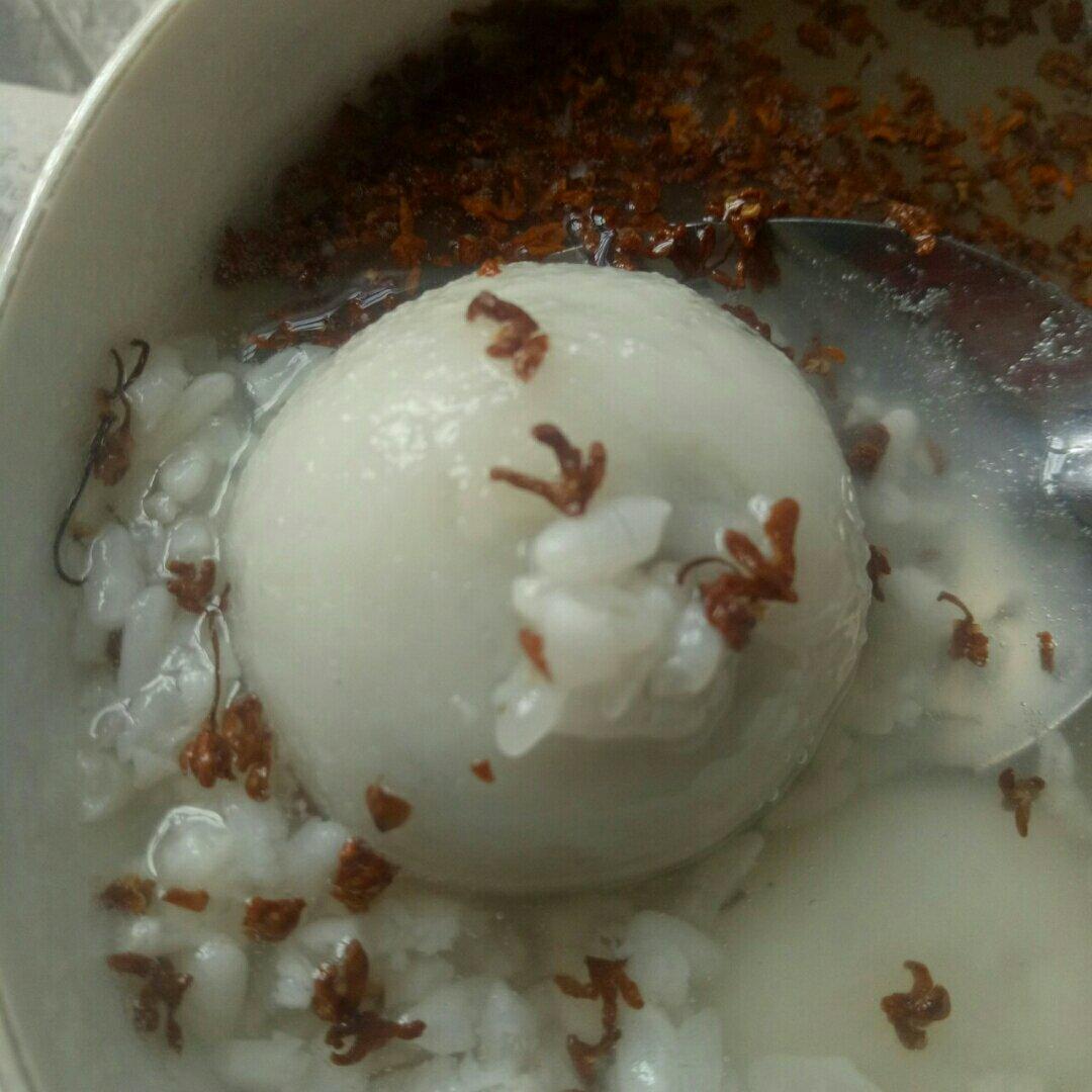 花生黑芝麻汤圆