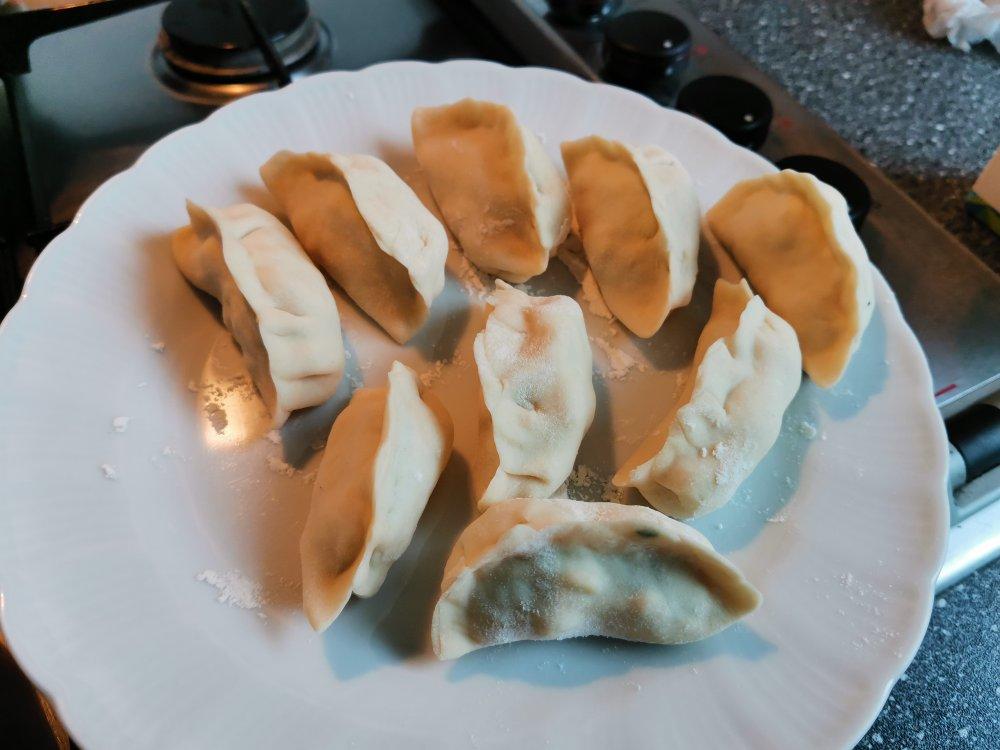 手工揉面三分钟，又韧又薄又好包的饺子皮