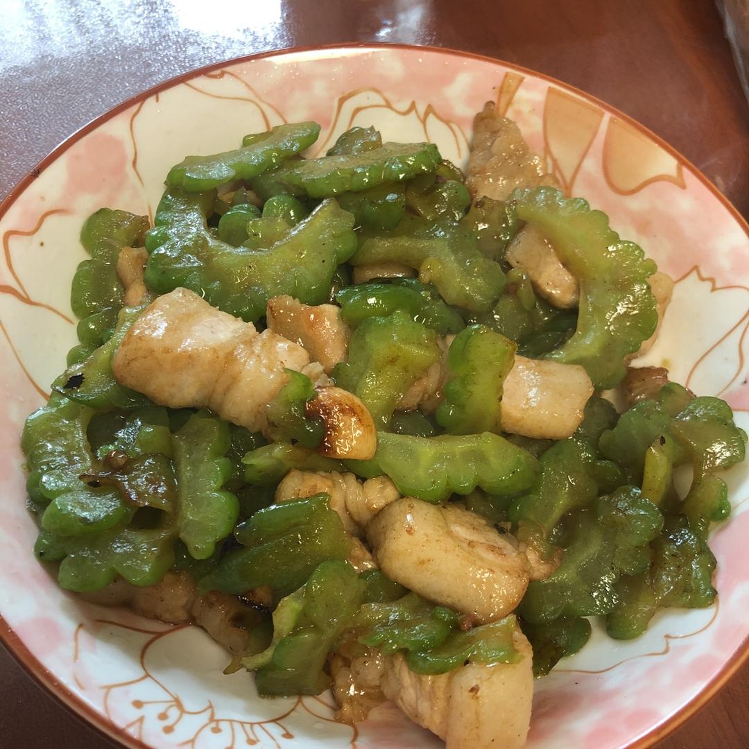 不苦的苦瓜炒肉