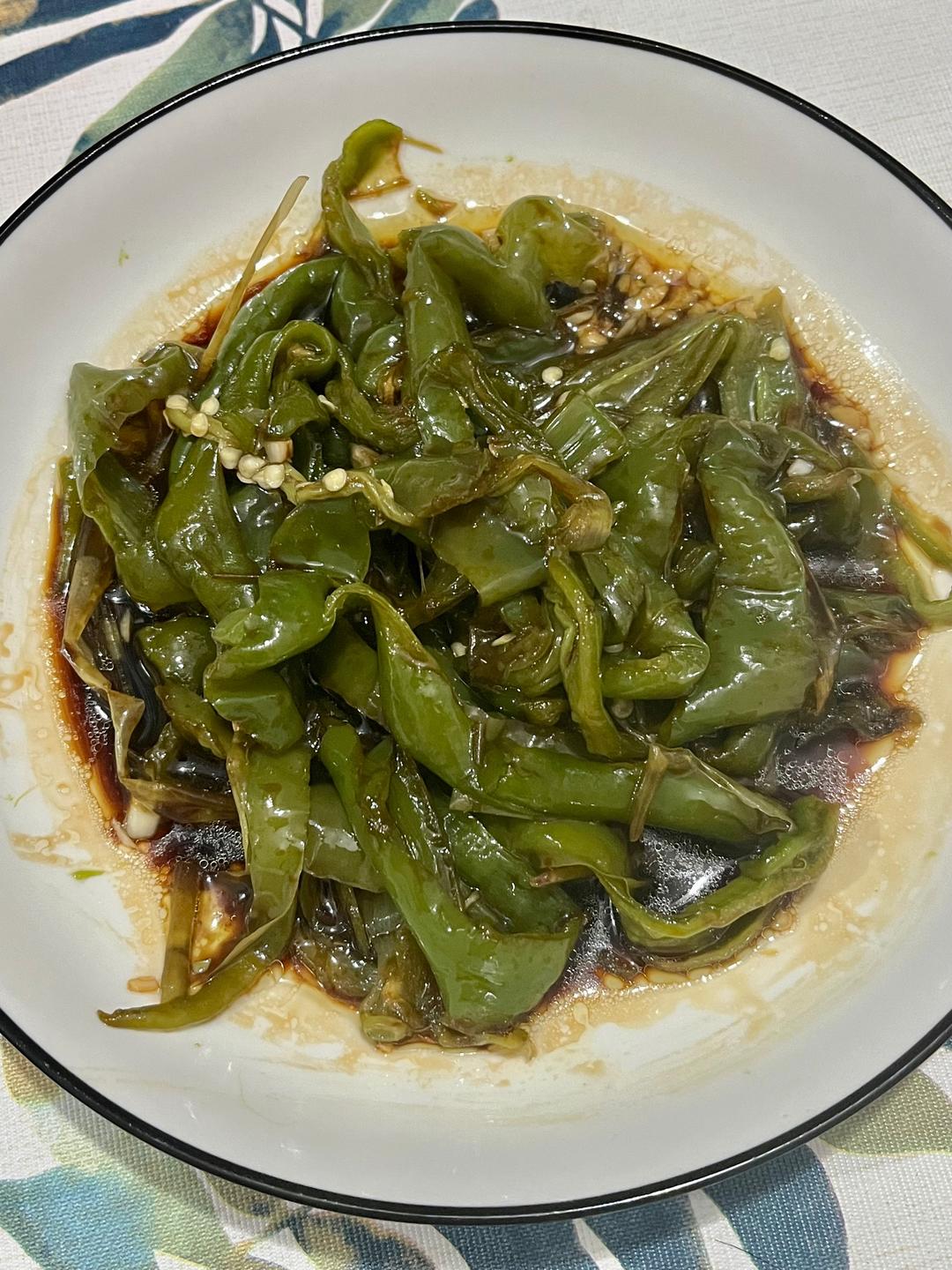 手撕蒸辣椒