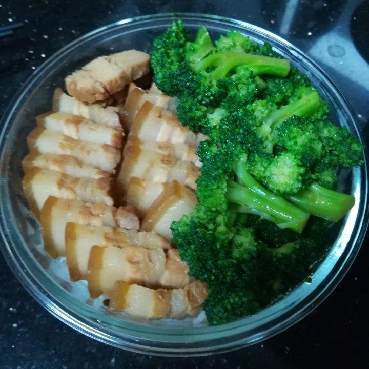 酱油卤肉