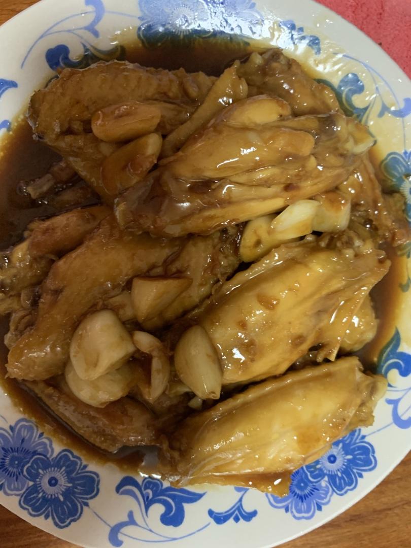 蒜香蚝油鸡翅中