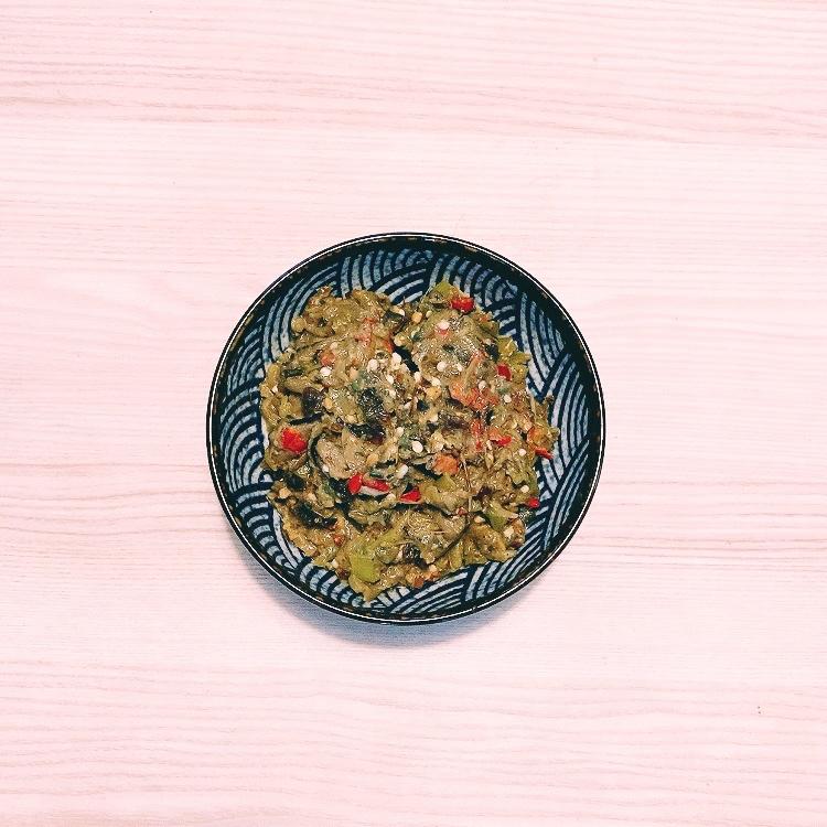 地道湘菜－皮蛋擂辣椒茄子
