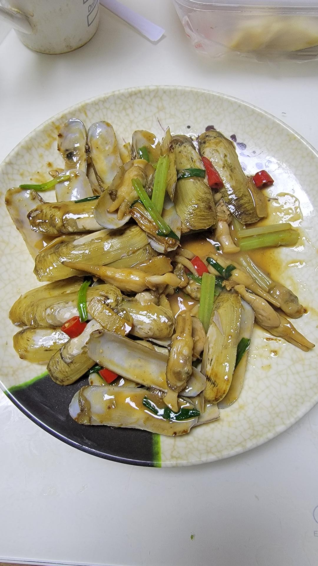 姜葱炒蛏子的做法