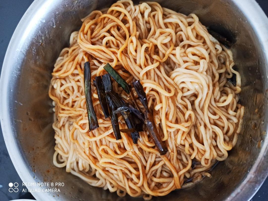 小美熬葱油&好吃又简单的葱油拌面