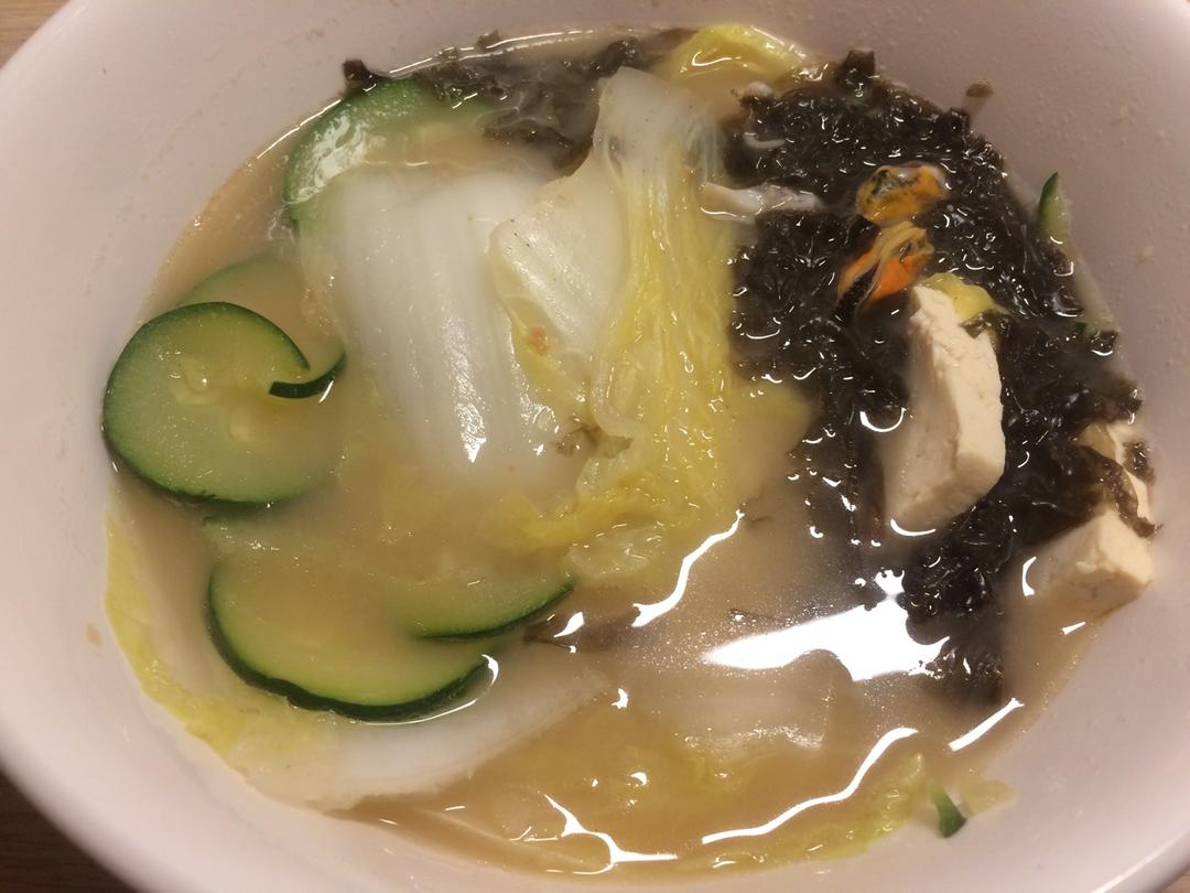 堂妈小厨——蛤蜊大酱汤