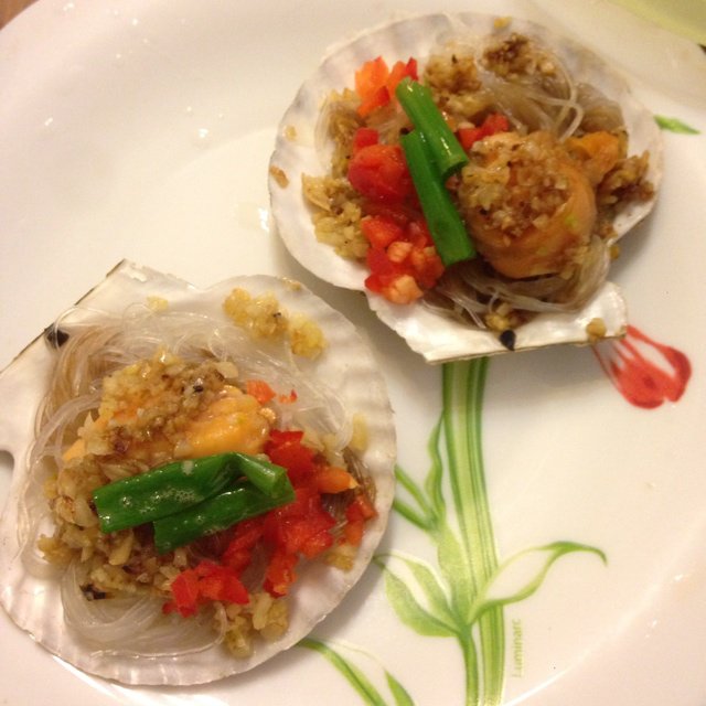 蒜蓉粉丝蒸扇贝