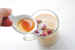 【玫瑰奶茶】自制放心甜蜜饮品的做法 步骤6