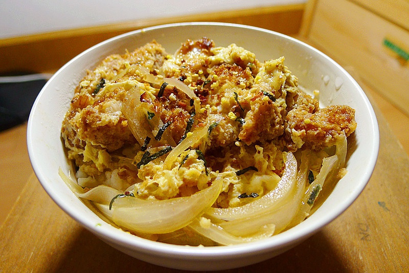 深夜食堂第六话の 炸猪排饭