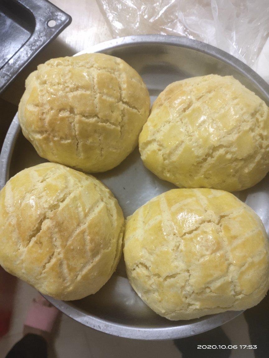 【菠萝油】大厨教做菠萝包，味道正，卖相好！