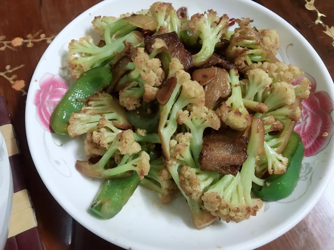 老丁的私房菜-干锅花菜