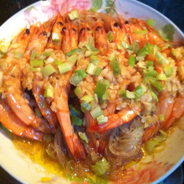 蒜蓉粉丝蒸大虾