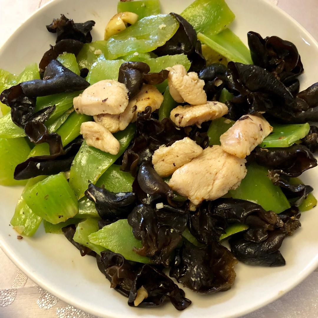 ashley-hu做的木耳莴笋炒肉片