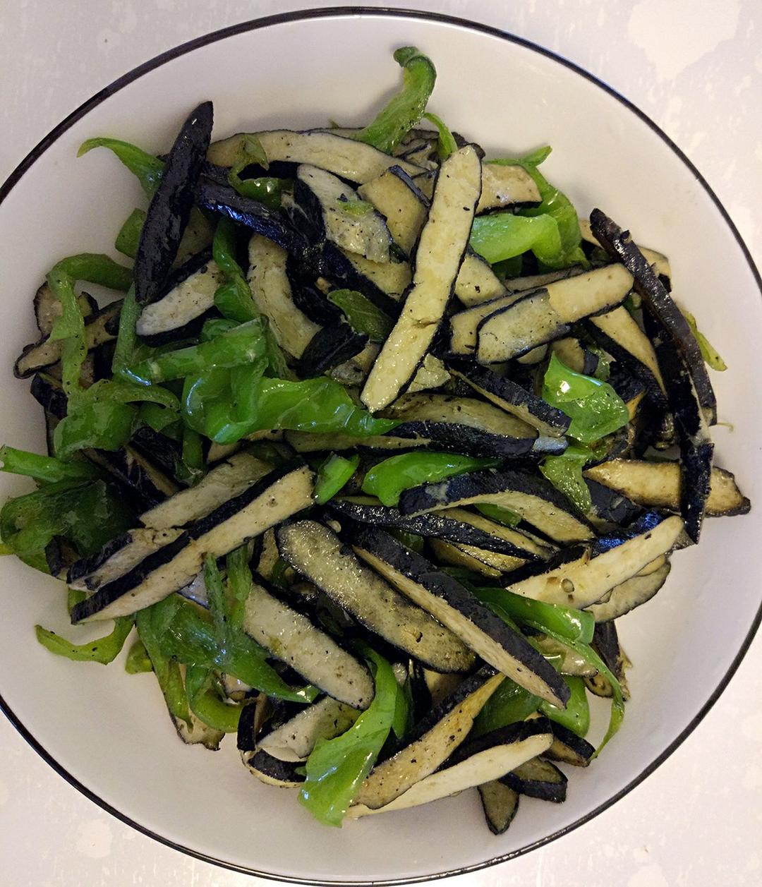 wuqiang做的青椒炒臭干