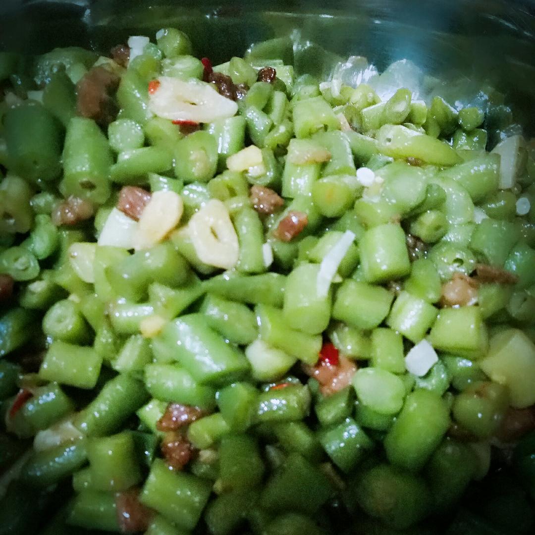 肉沫豆角下饭菜