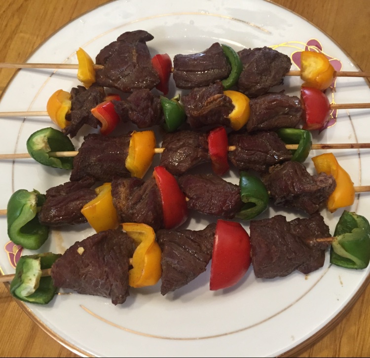 多彩牛肉串